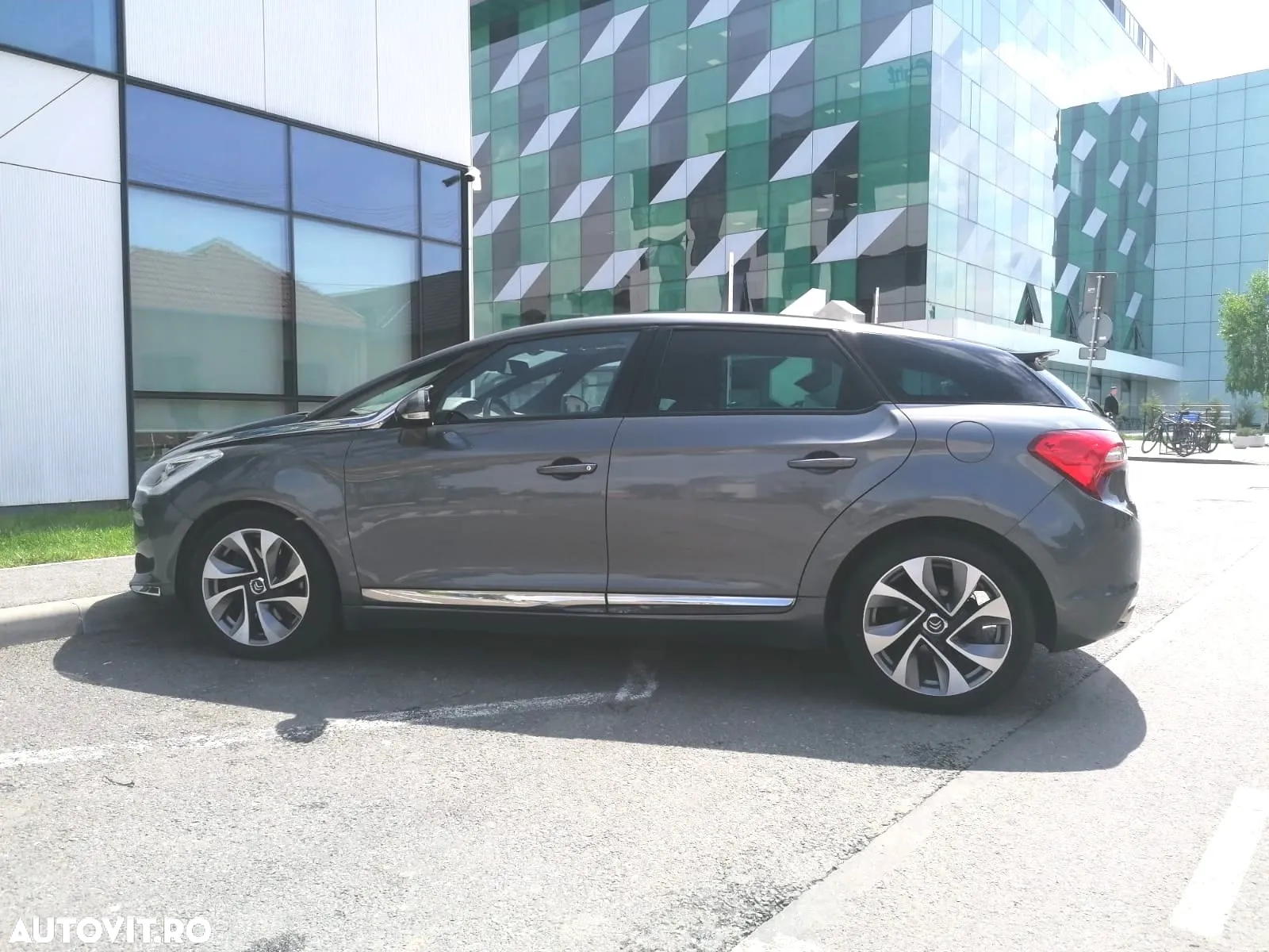 Citroën DS5 HDi 165 Aut. SportChic - 20