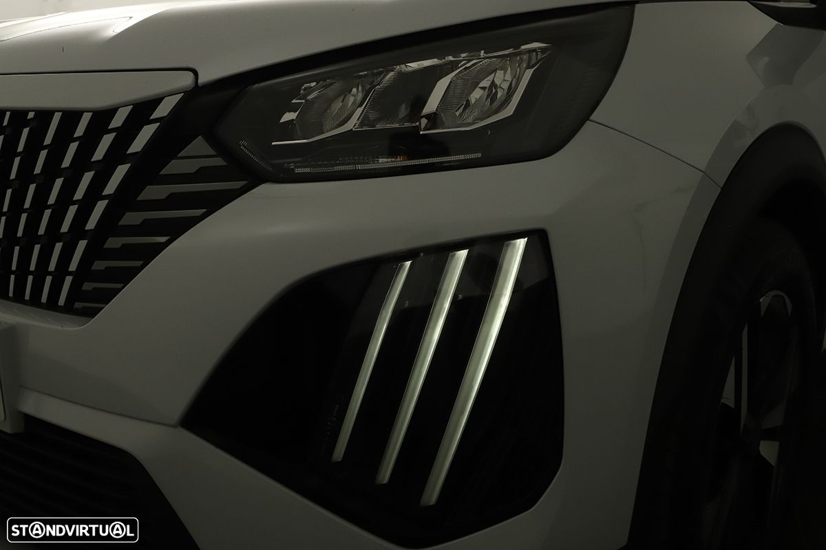 Peugeot 2008 1.2 PureTech Allure - 6