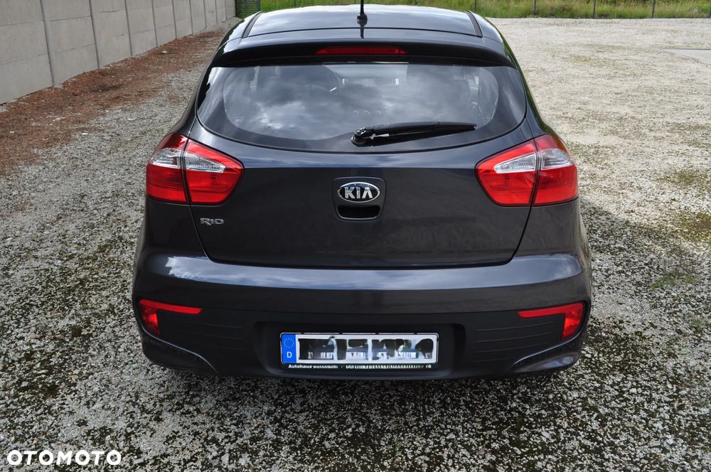 Kia Rio 1.2 Attract - 8