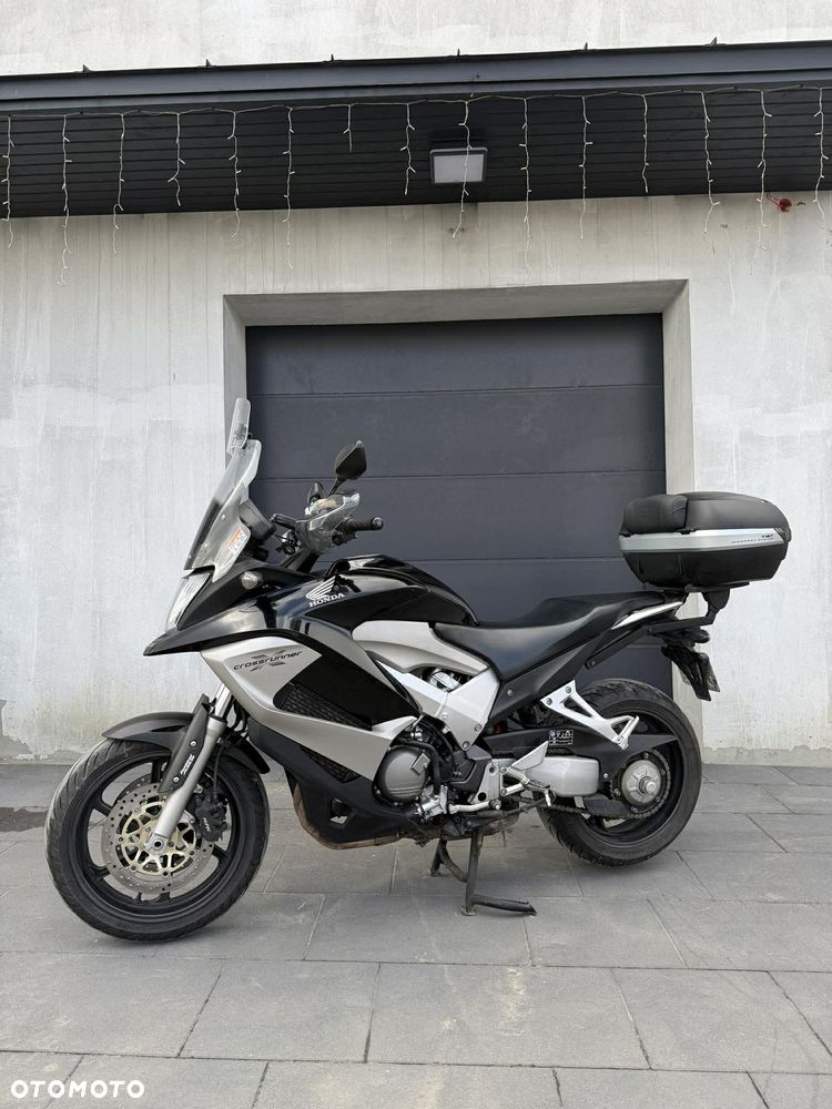 Honda VFR - 4