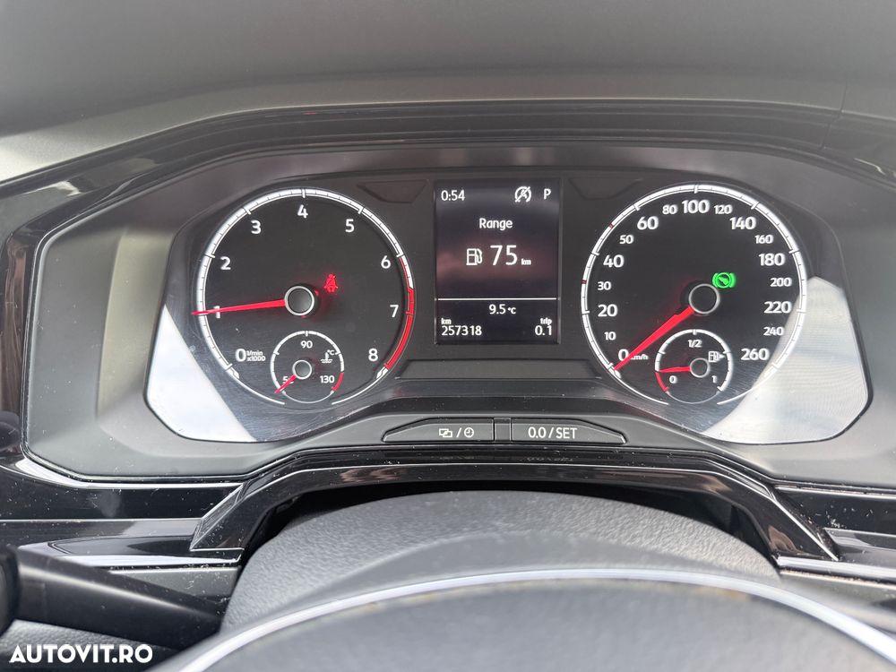 Volkswagen Polo - 16