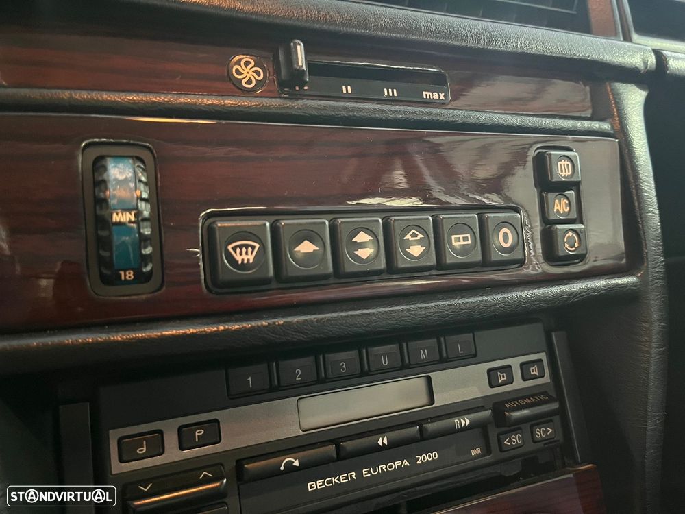 Mercedes-Benz 190 E 2.3 16V - 18