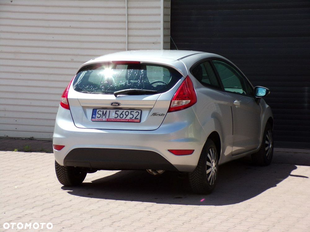 Ford Fiesta - 11