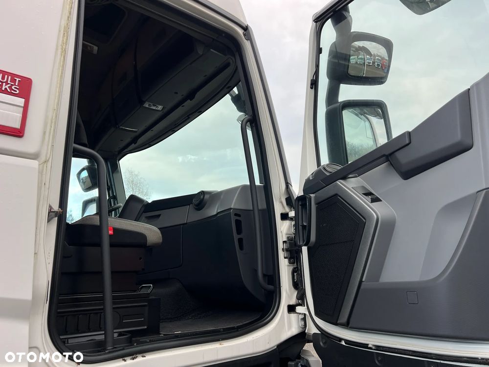 Renault GAMA T 440 13 L MOTOR - 23