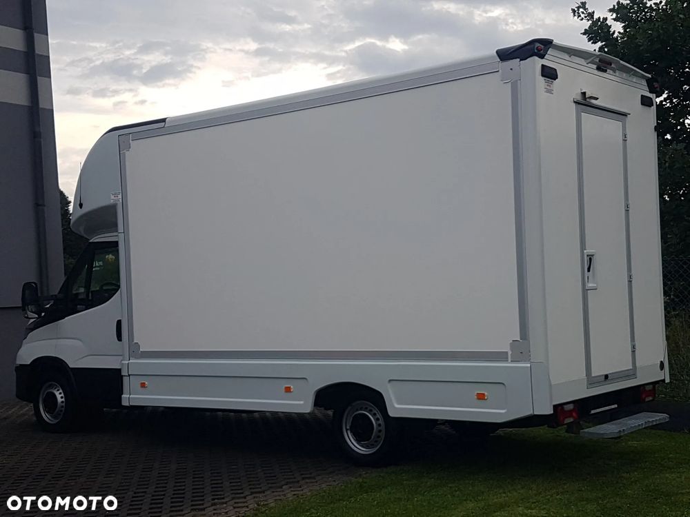 Iveco DAILY KONTENER NISKOPODŁOGOWY 4,44x2,23x2,43 SKLEP FOODTRUCK BAR KLIMA KONIOWÓZ KAMPER - 3