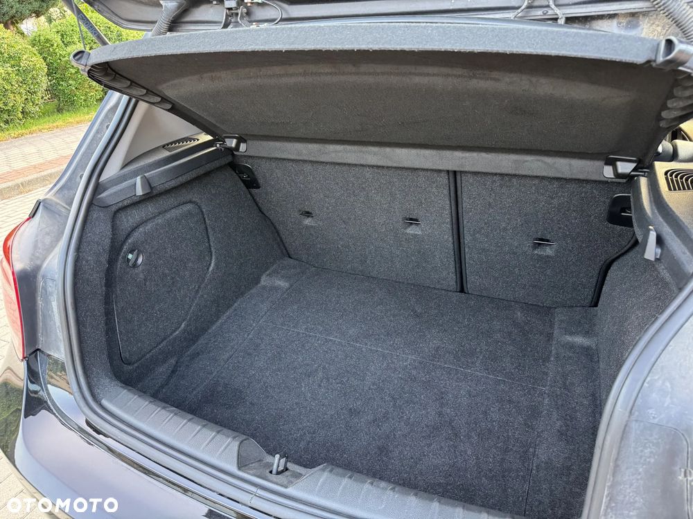 BMW Seria 1 - 38