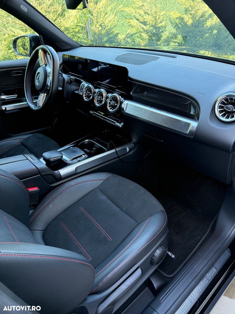 Mercedes-Benz GLB - 10