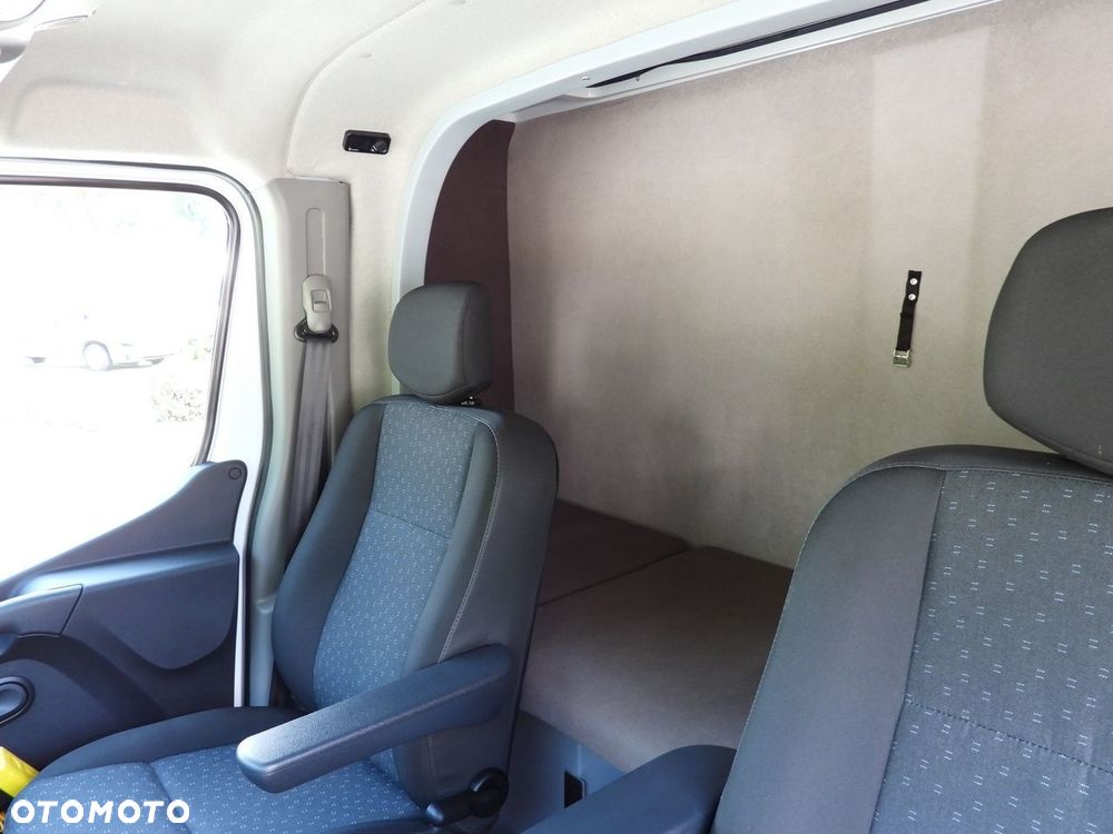 Opel MOVANO PLANDEKA 10 PALET WEBASTO TEMPOMAT LEDY PNEUMATYKA KLIMATYZACJA  165KM - 38
