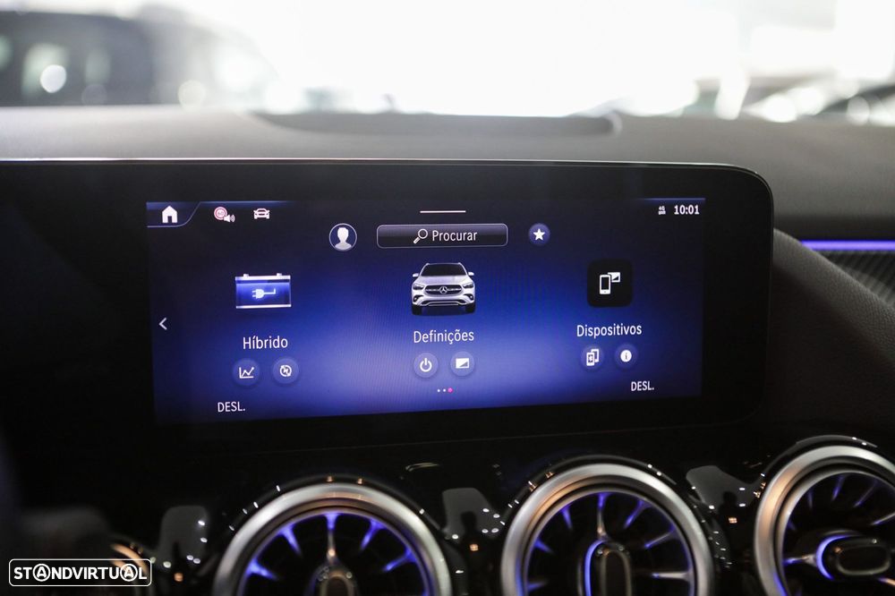 Mercedes-Benz GLA 250 e AMG Line - 38