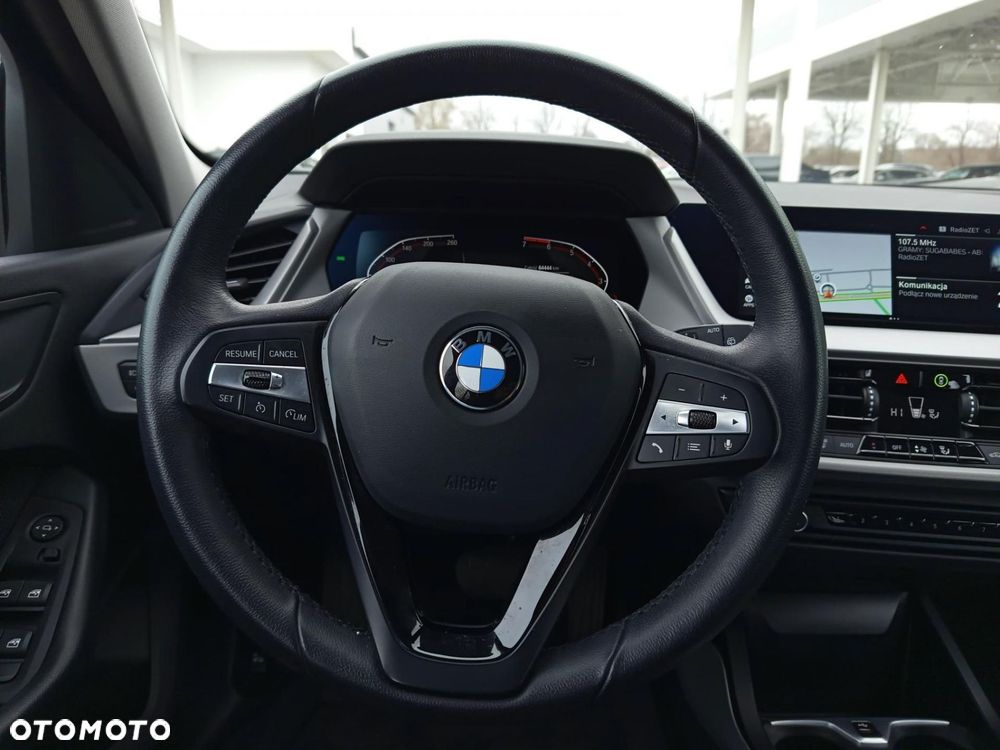 BMW Seria 1 - 13
