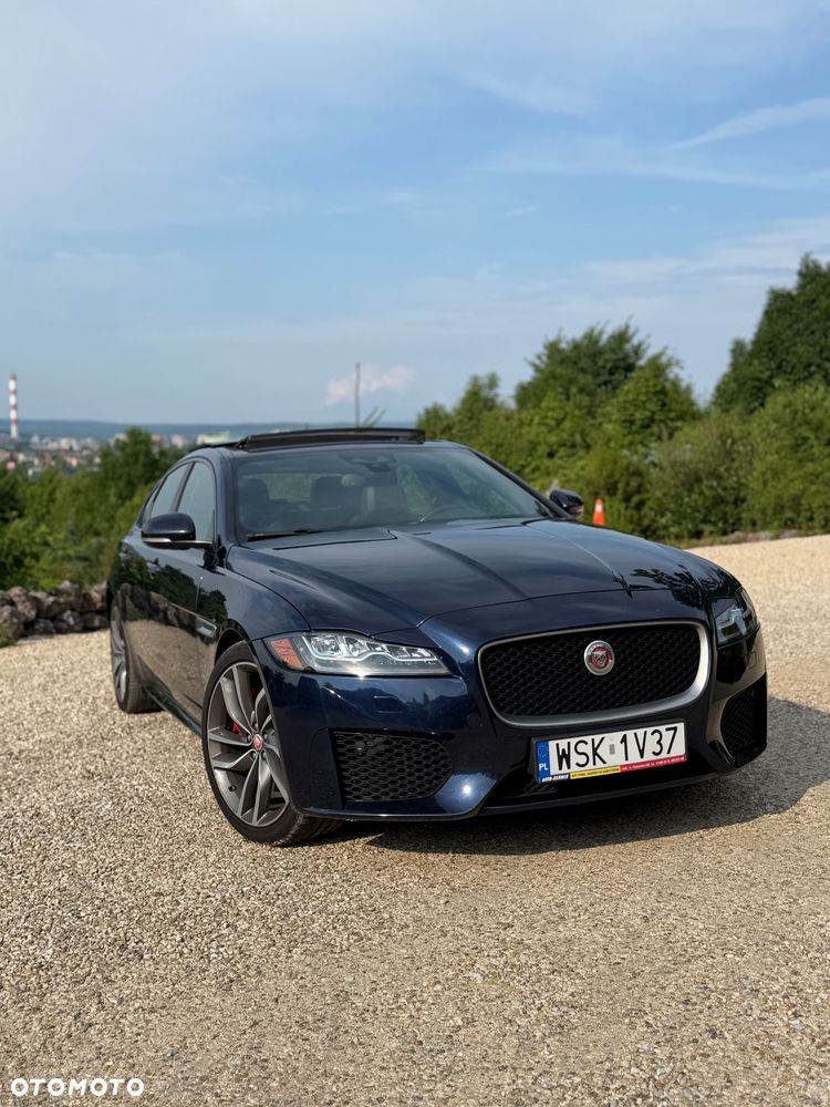 Jaguar XF 3.0 V6 S - 3