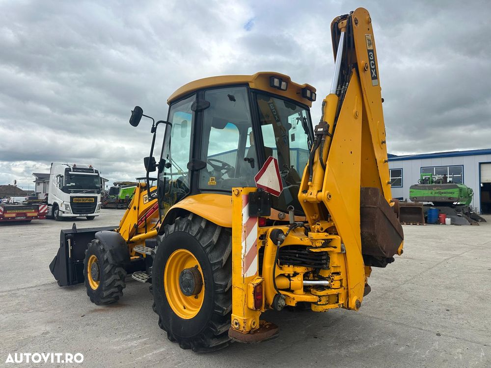 JCB 3CX 4T - 5