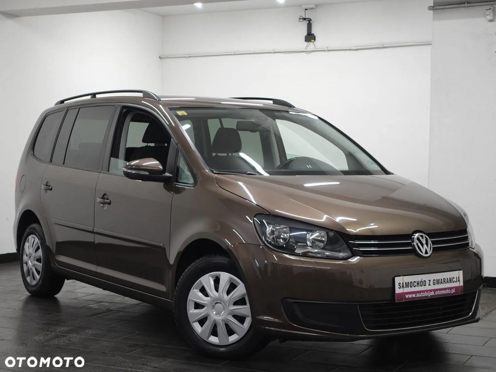 Volkswagen Touran - 11