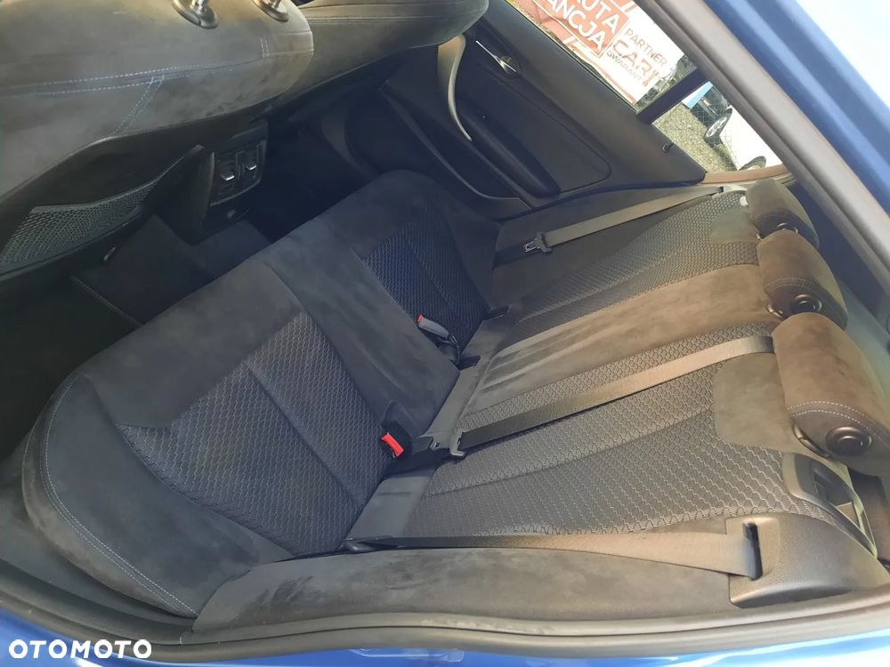 BMW Seria 1 120i M Sport - 19