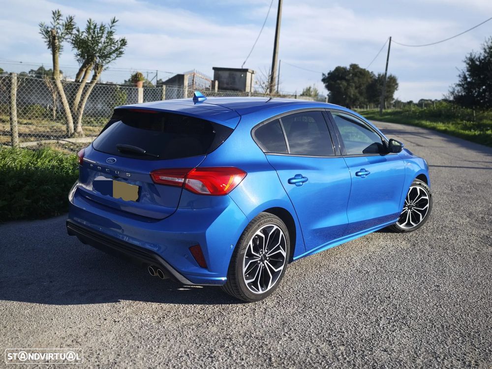 Ford Focus 1.0 EcoBoost ST-Line - 2