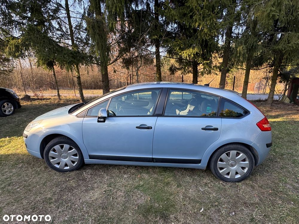 Citroën C4 1.6 16V Magic - 6