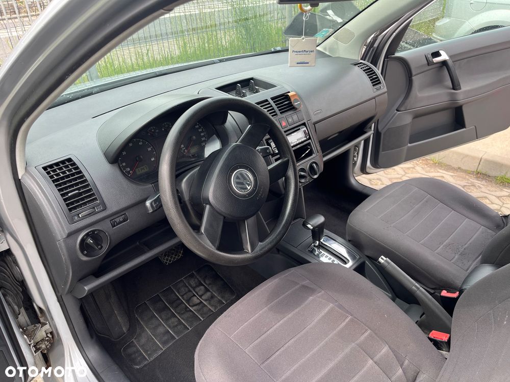 Volkswagen Polo 1.4 16V Basis - 10