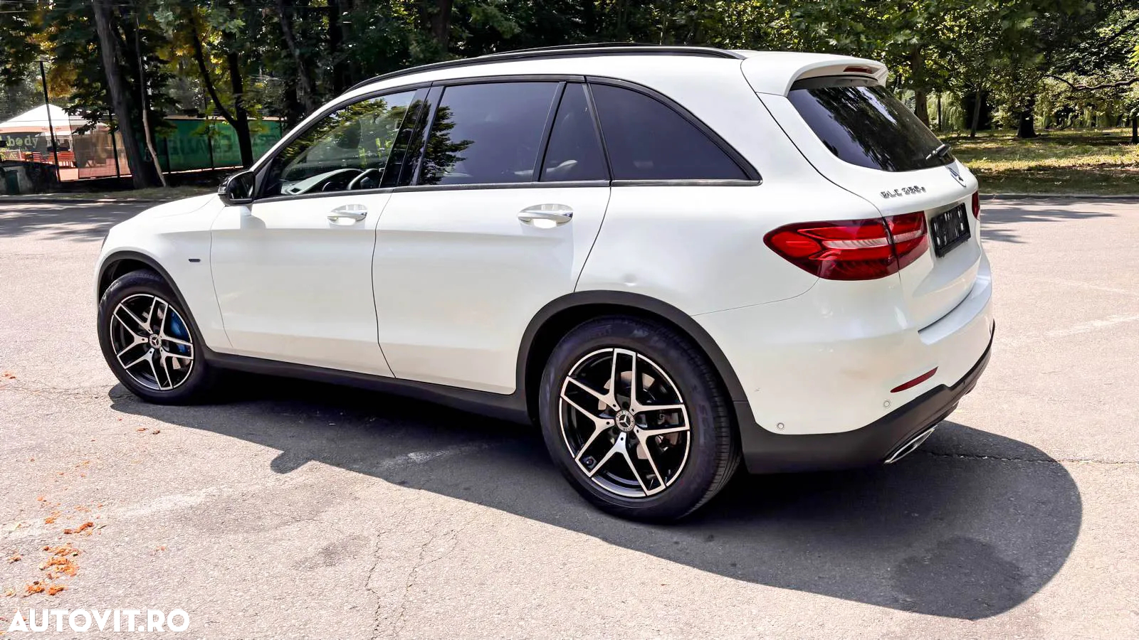 Mercedes-Benz GLC 350 e 4MATIC - 4