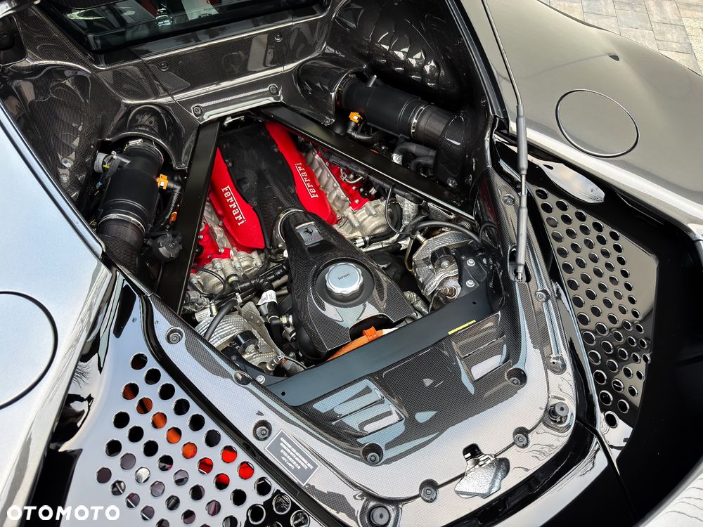 Ferrari SF90 Stradale - 34