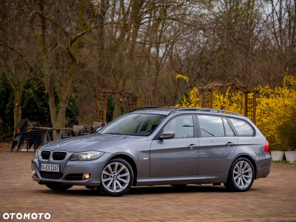 BMW Seria 3 320i Edition Sport - 4