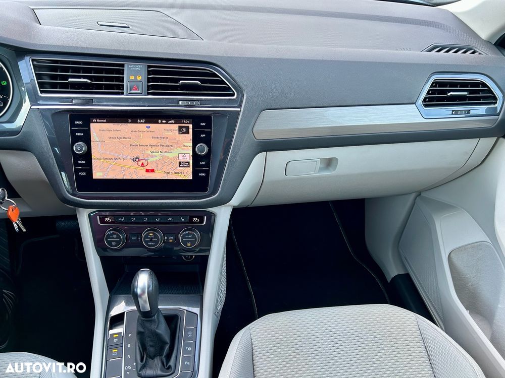 Volkswagen Tiguan 2.0 TDI 4Mot DSG R-Line - 11