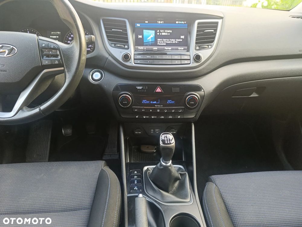 Hyundai Tucson blue 1.7 CRDi 2WD Advantage - 16