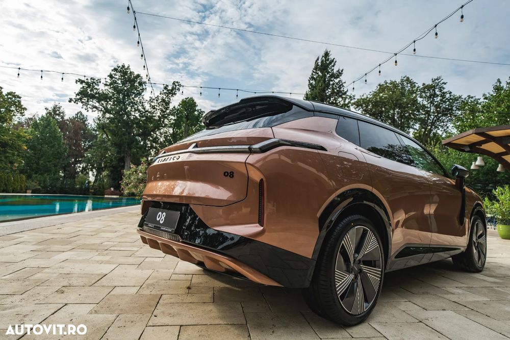 Lynk&Co 08 - 4