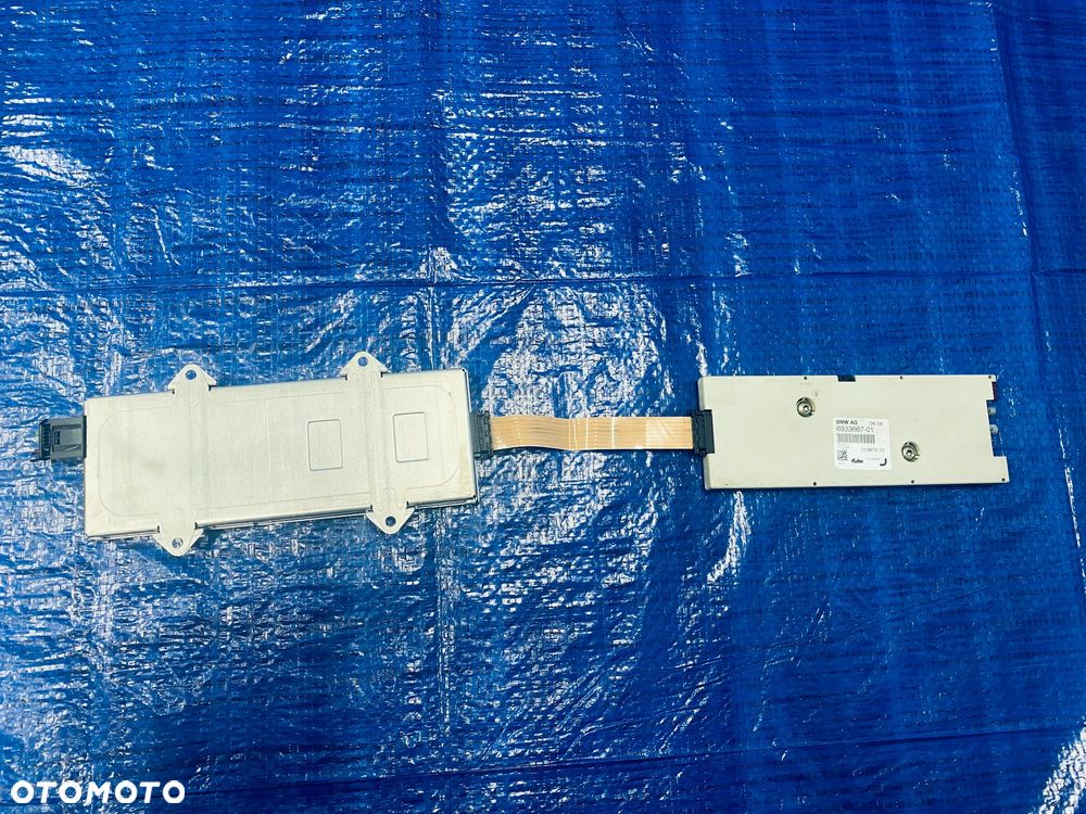 WZMACNIACZ ANTENY ANTENOWY BMW E65 E66 LIFT LCI ; 6933667 6981946 6904620 ORYGINAŁ - 2