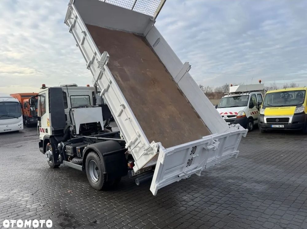 Iveco Eurocargo Tylko 80 tyś km EURO 5 Wywrotka 3 str SPECJALNY Solarka Piaskarka Czołownica - 11