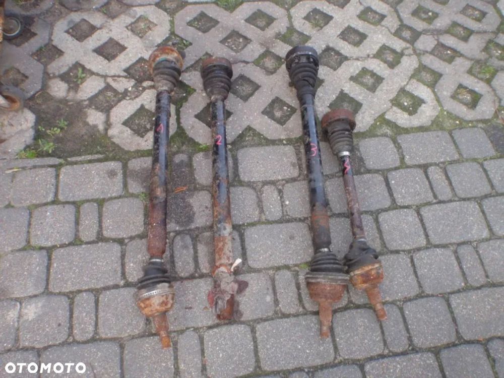 półoś półośka przegub octavia 1.6 passat b5 1.9 1.8 a3 - 2