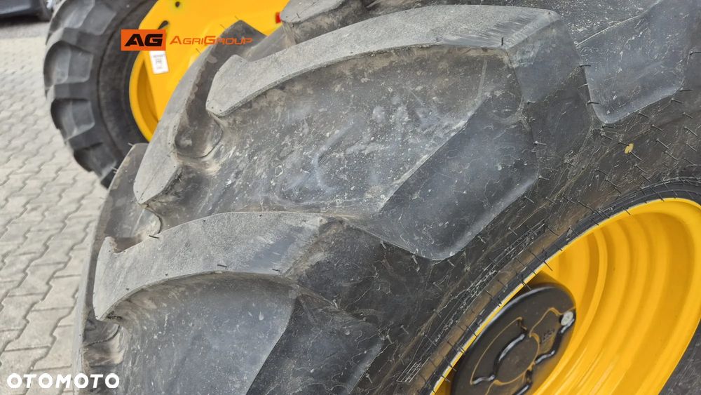 JCB 542-70 AGRI SUPER 2020R 145KM 2019R - 16