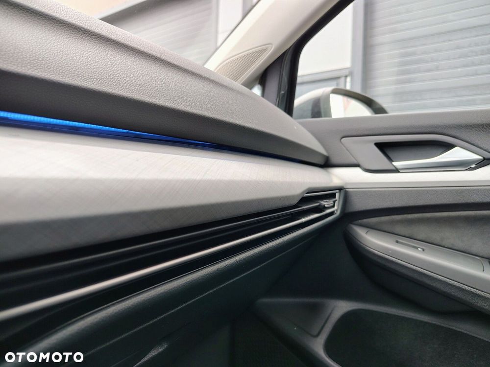 Volkswagen Golf Variant - 20