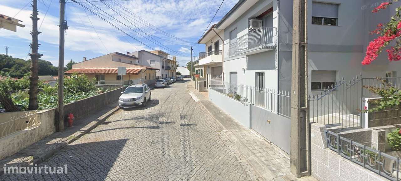 Terreno Próx. ao Hospital S. João (a 6 min.) - Grande imagem: 3/4