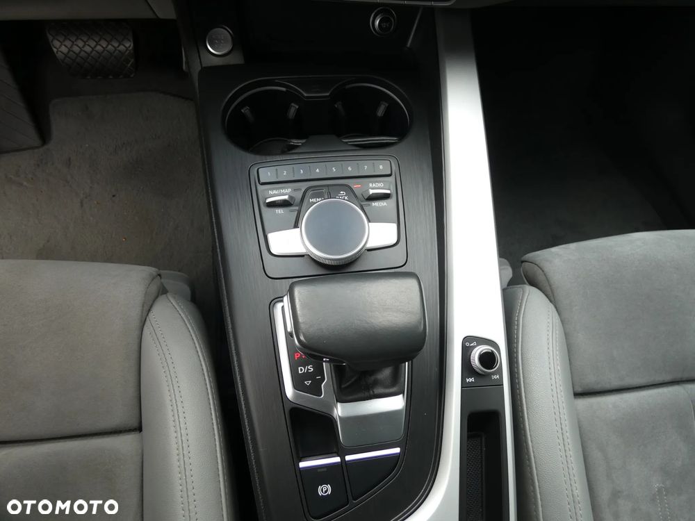 Audi A4 Allroad - 33