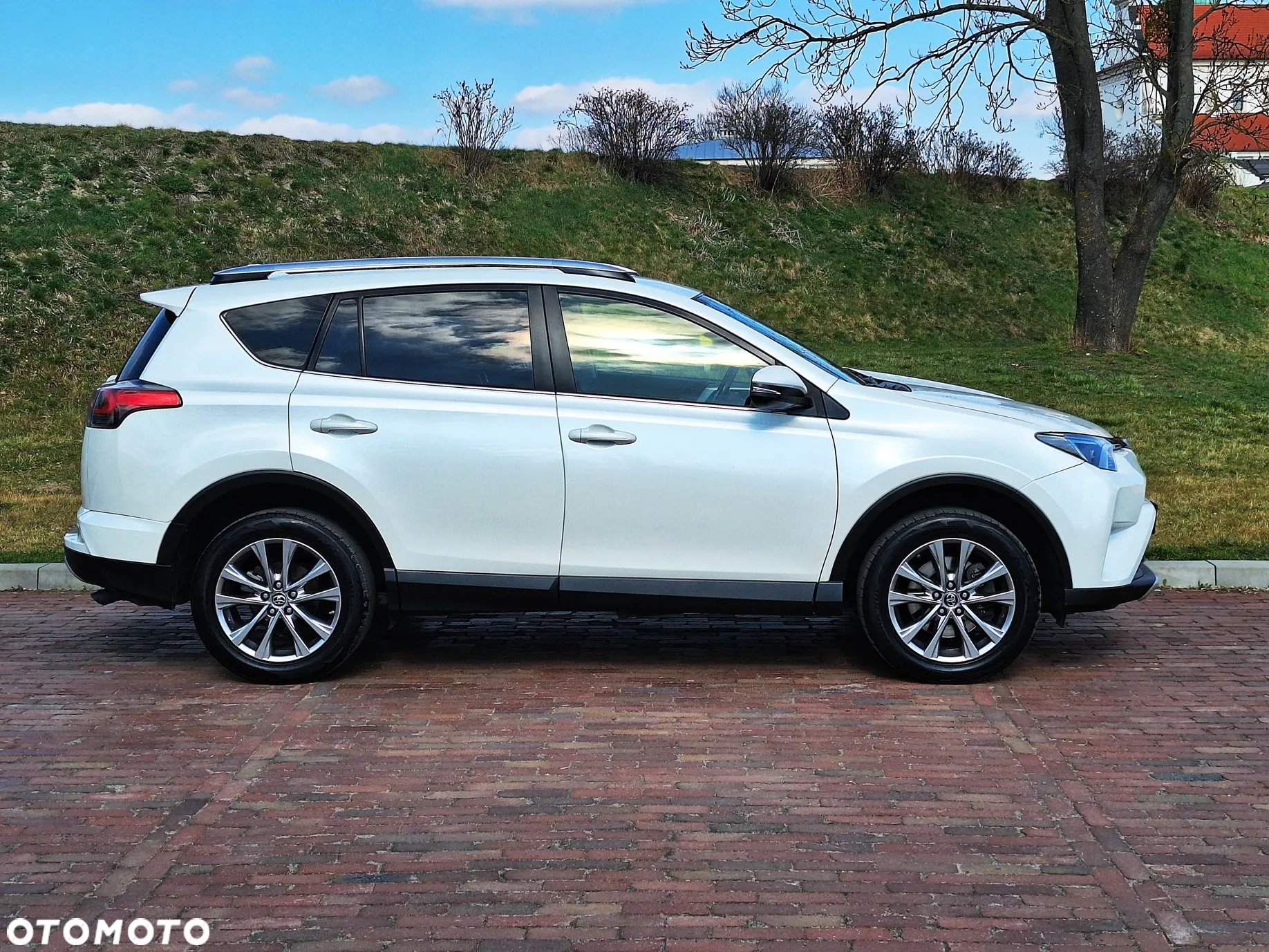 Toyota RAV4 2.0 D-4D 4x2 Start-Stop Edition - 16