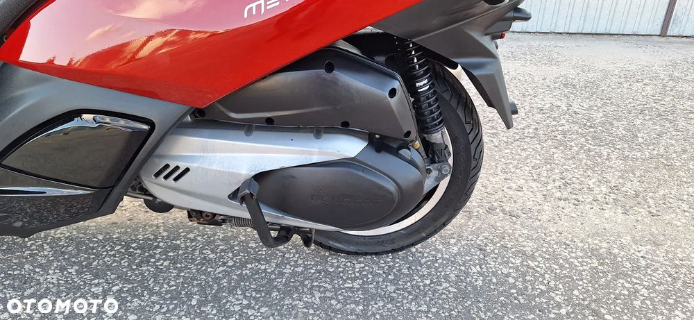 Peugeot Metropolis - 7