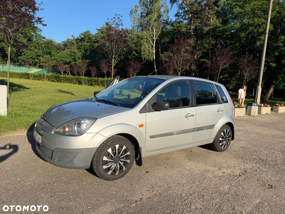 Ford Fiesta 1.25 Gold X - 8
