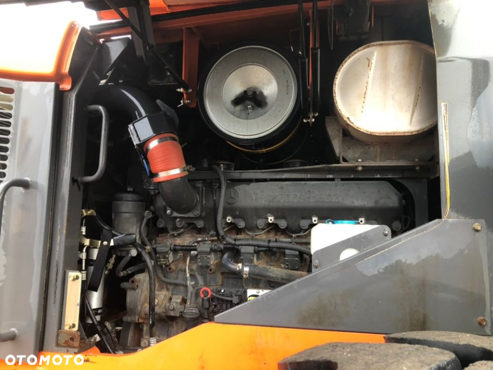 Hitachi ZW 310 - 14