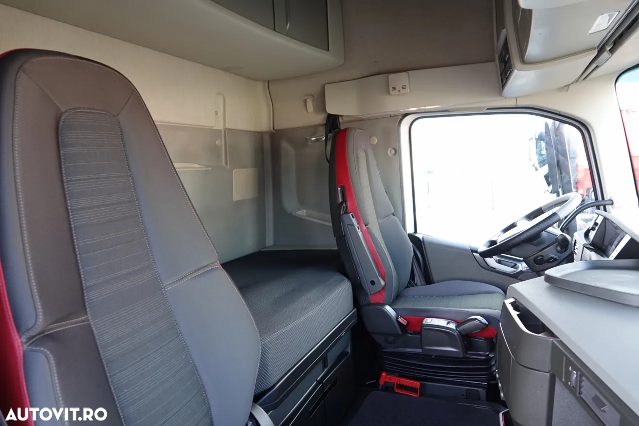 Volvo FH 500 / I-PARK COOL / PNEURI 100% / DUPĂ CONTRACTUL DE SERVICE / IMPORTAT - 34