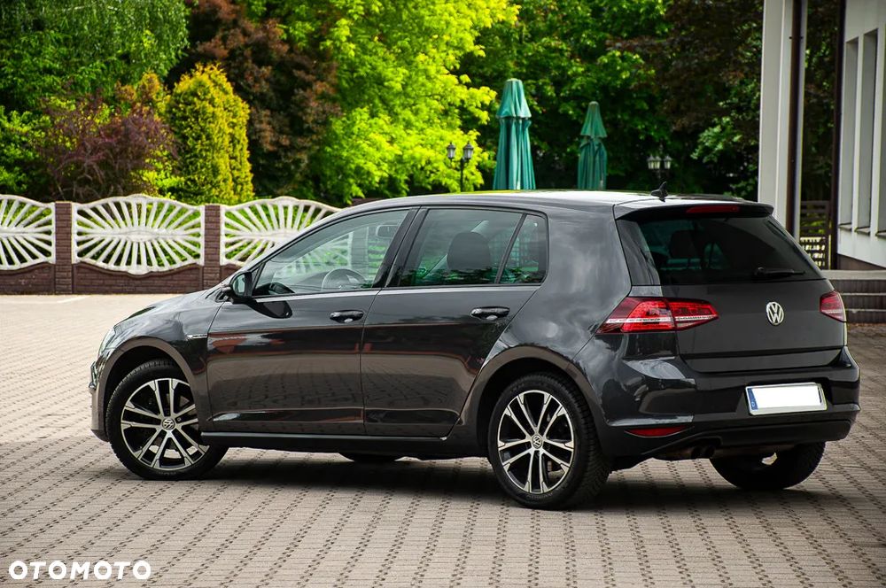 Volkswagen Golf 1.4 TSI BlueMotion Technology DSG Lounge - 14