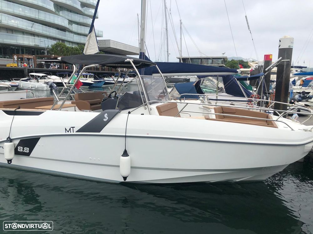 Beneteau flyer spacedeck 8.8 - 10