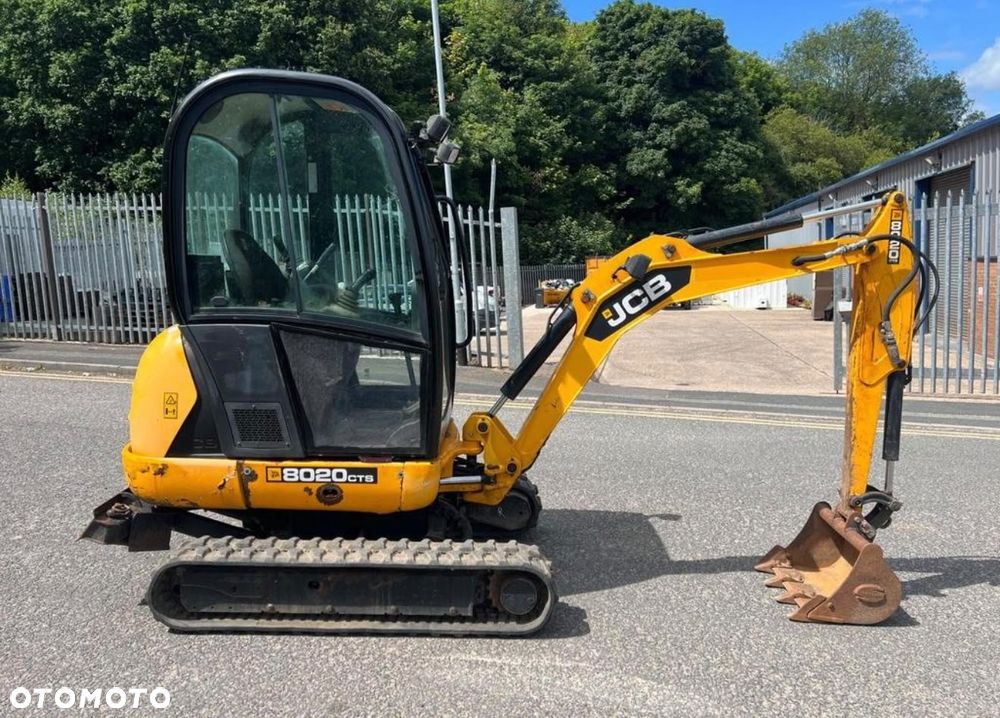 JCB 8020 - 1