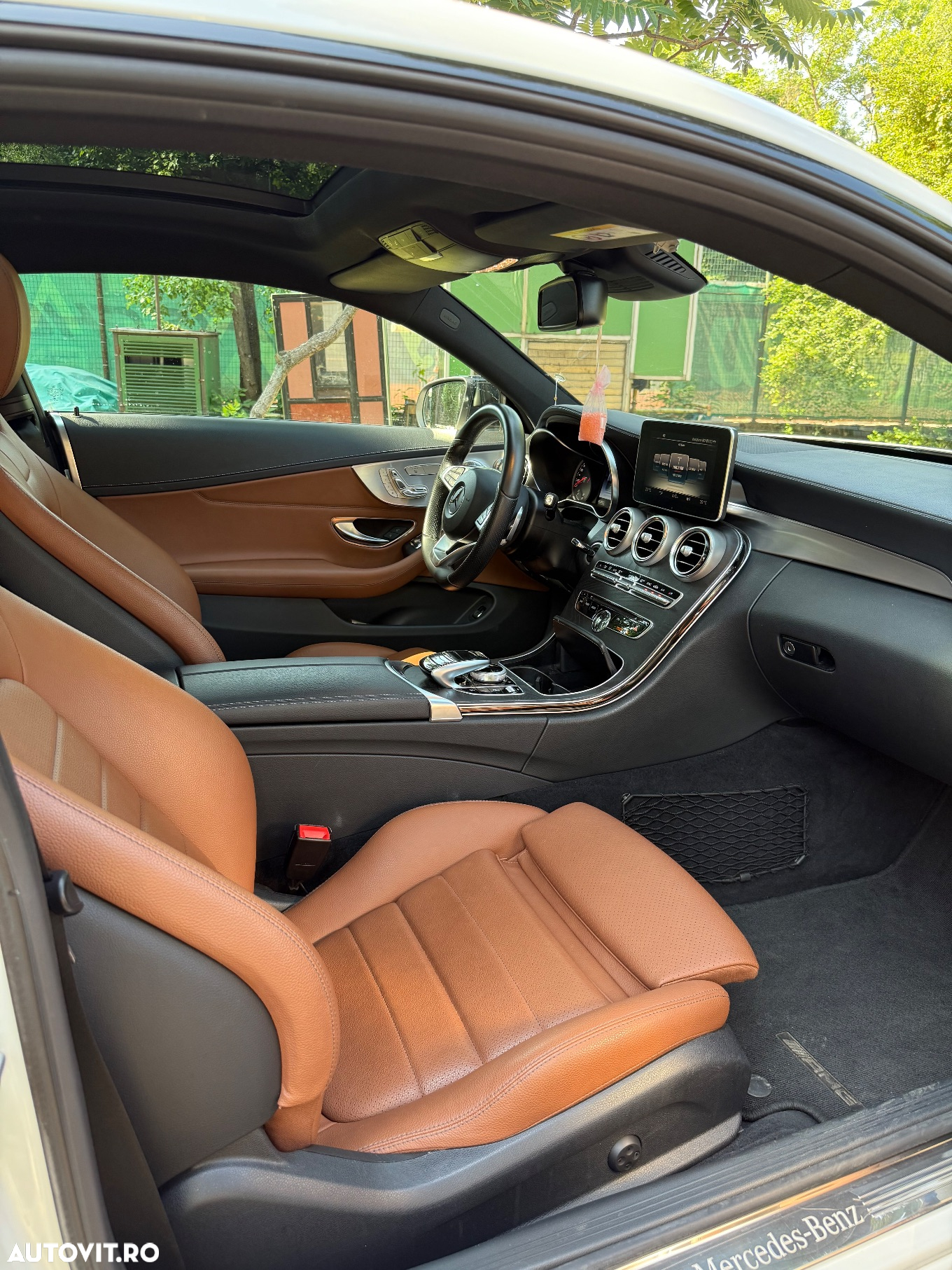Mercedes-Benz C - 8