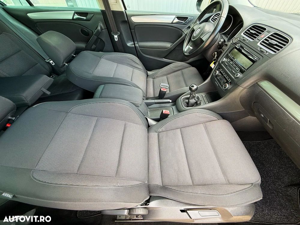 Volkswagen Golf 1.6 TDI DPF Trendline - 18