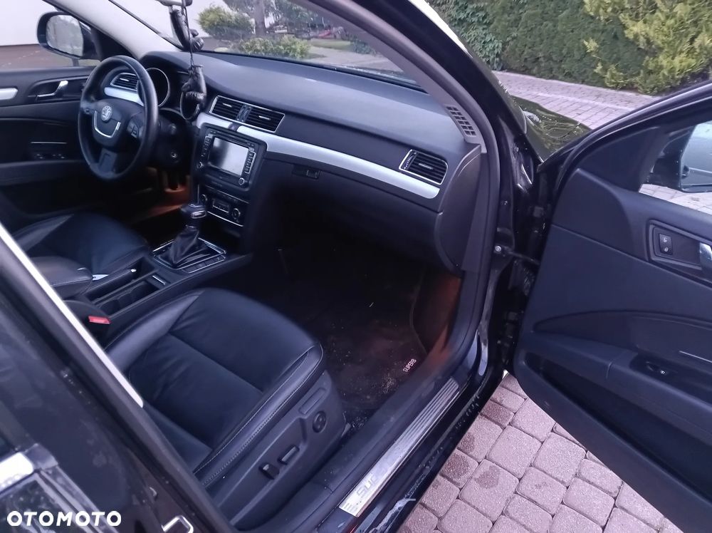 Skoda Superb 2.0 TDI Platinum DSG - 9