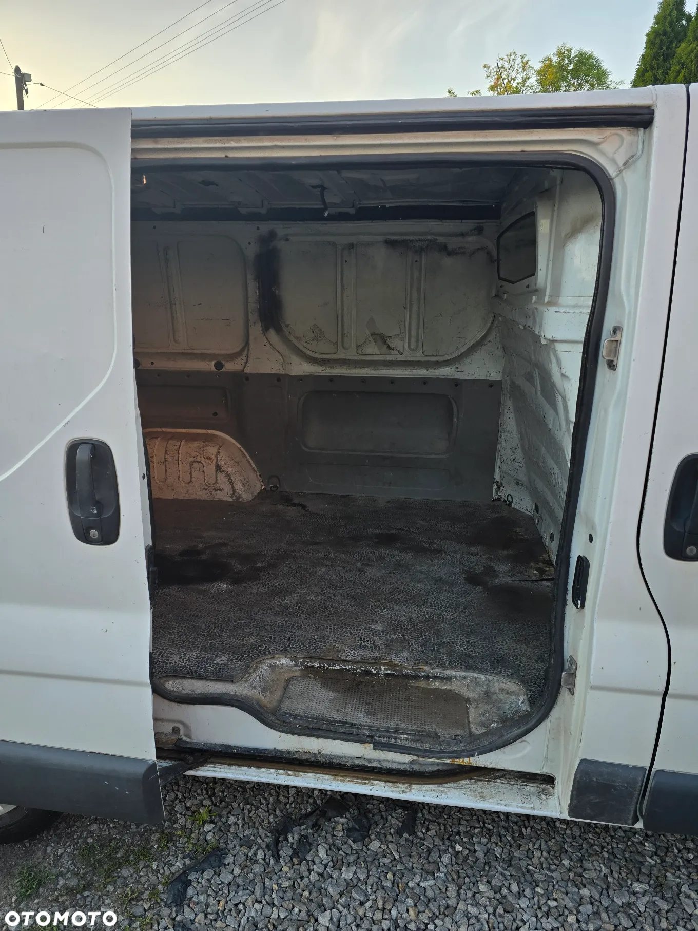 Renault TRAFIC - 11