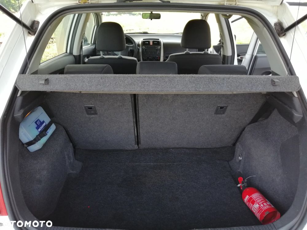 Toyota Auris 1.4 VVT-i Luna - 11