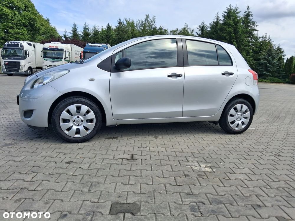 Toyota Yaris 1.0 VVT-i - 3