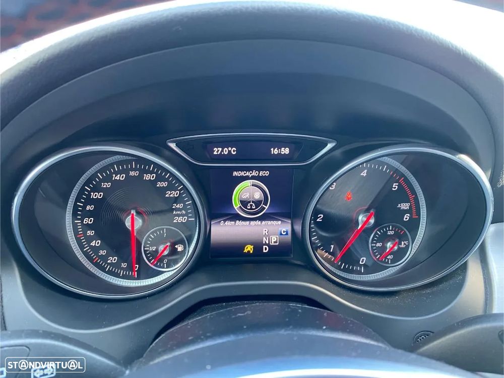 Mercedes-Benz CLA 200 d Shooting Brake AMG Line Aut. - 45