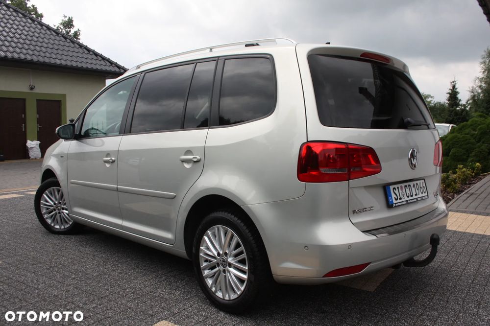 Volkswagen Touran 2.0 TDI DPF BlueMotion Technology DSG Cup - 5